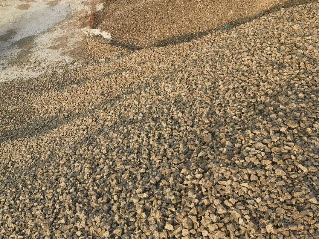 河沙與碎石塊有什么不同